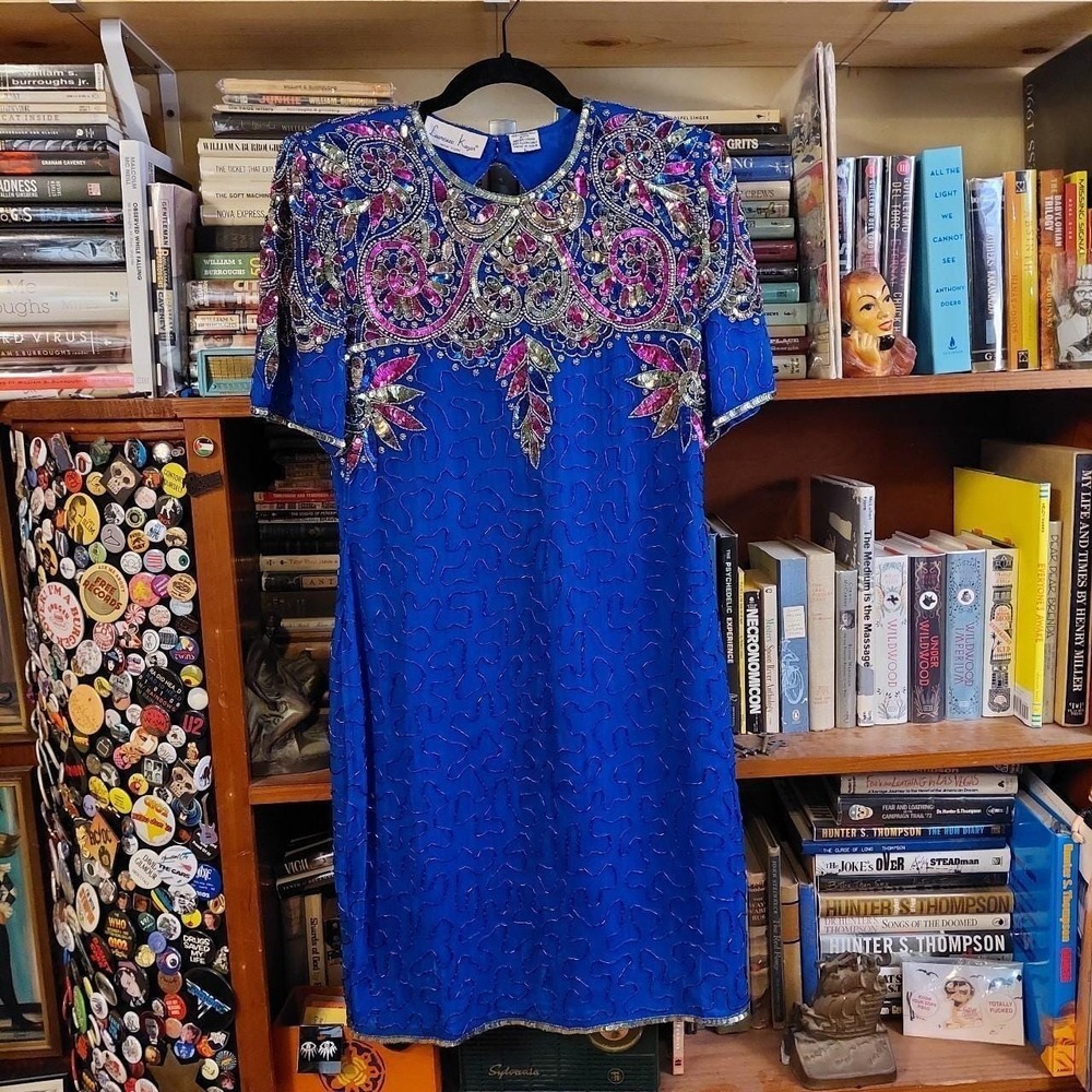 Vintage 100% pure silk‎ blue fully beaded dress.